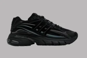 VIRGINIA Jellyfish Wave Pro Trainers Triple Black Edition