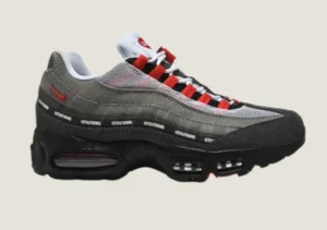 Air Max 95 x UNDEFEATED Bright Crimson